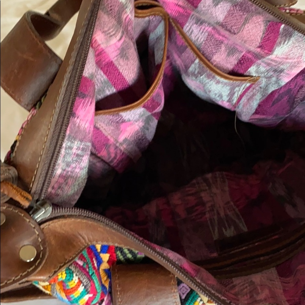 Dc Handbag With Backpack Option - image 6